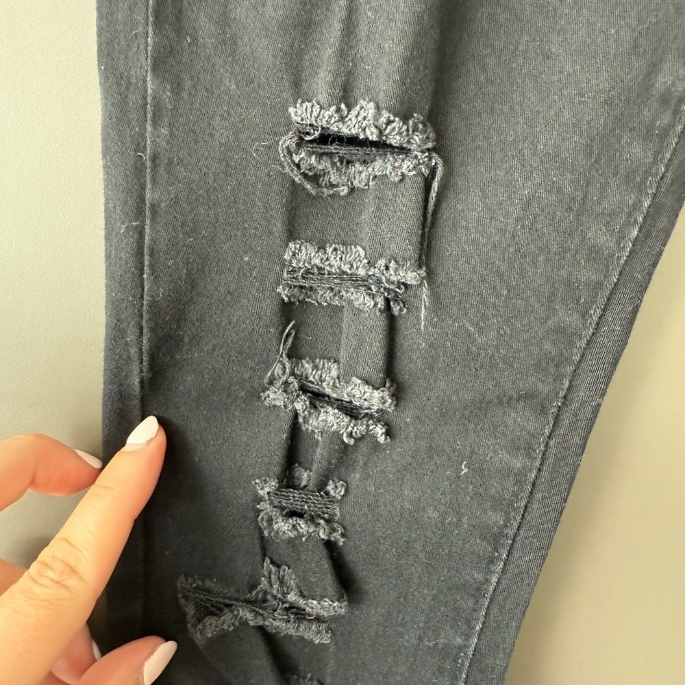 Black Ripped Skinny Jean - Picture 4 of 4